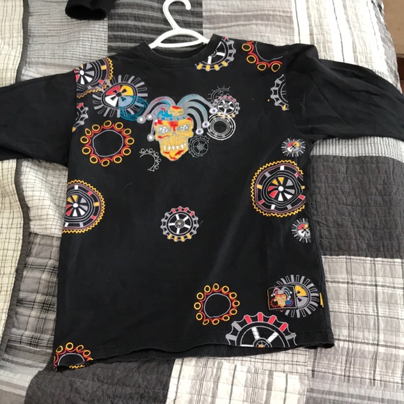 Handmade Embroidered Tee - Picture 2 of 3